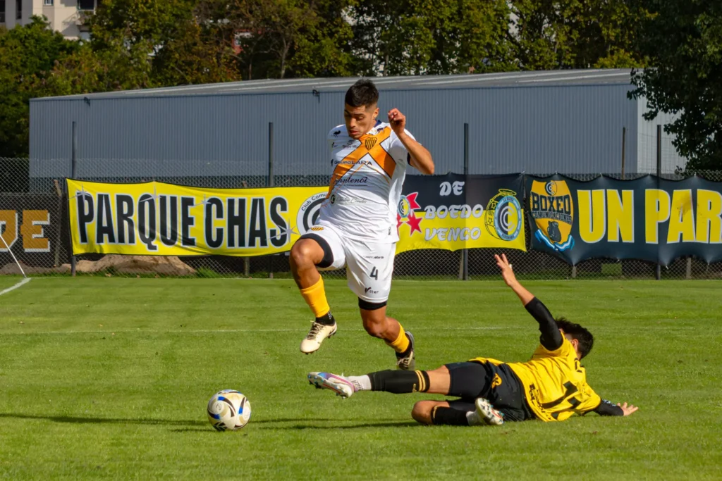 dock sud vs comu at16296