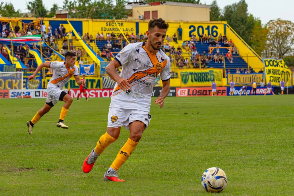 dock sud vs ituzaingo at15909