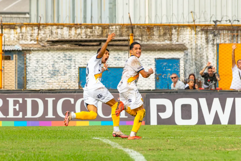 dock sud vs ituzaingo at15981