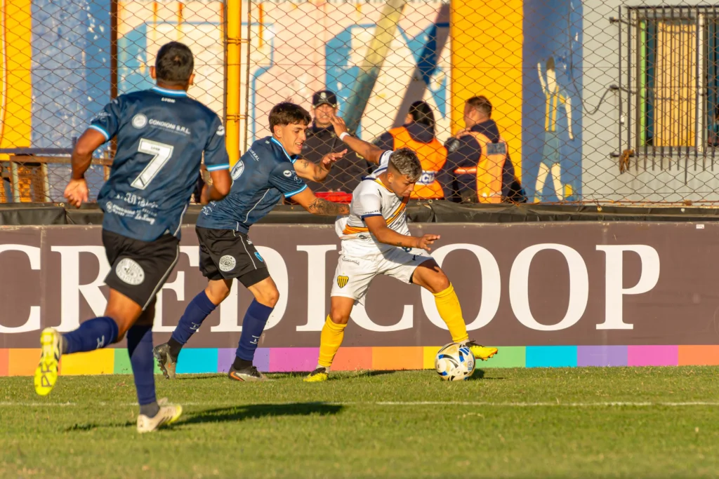 dock sud vs defensores unidos at17117