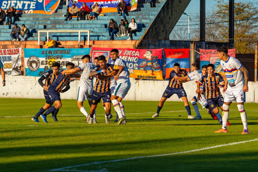 dock sud vs dep. armenio at18656