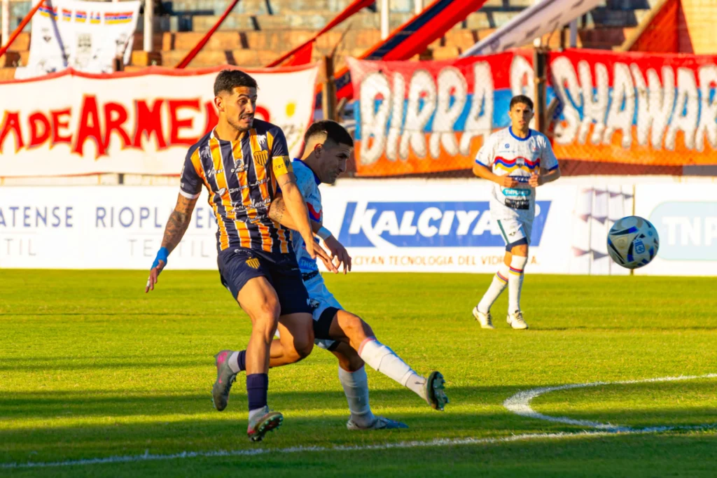 dock sud vs dep. armenio at18676