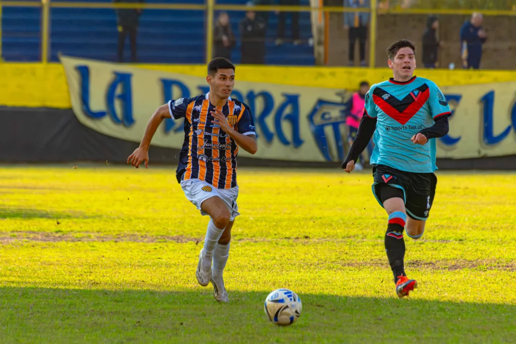 dock sud vs brown adrogue at19600